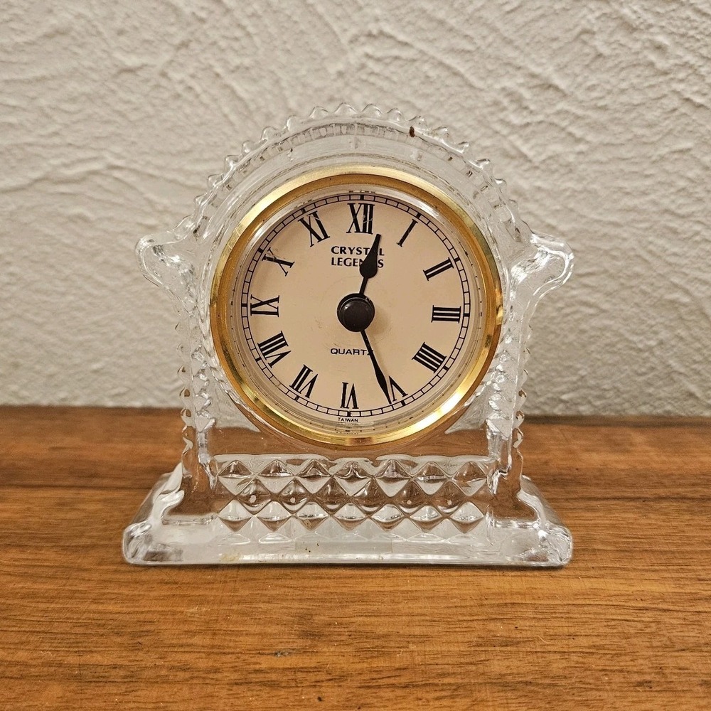 Vintage Crystal Legends By Godinger 24% Lead Desk Quartz Clock Needs New Battery